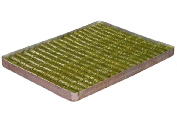 Geleneksel Tariflerle 2 Kg Fıstık Sarma pasta